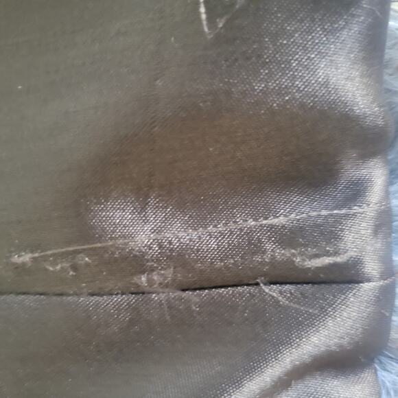 Y2k GUESS Faux Coyote Fur Vest Tan XS NWT Mob Wife Heritage Boho Festival - Picture 4 of 16